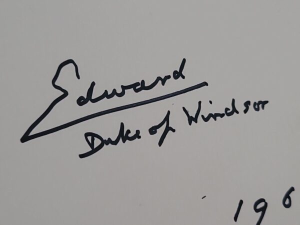 King Edward VIII Signed Book Royalty Duchess Wallis Simpson The Windsor Years UK - Image 3