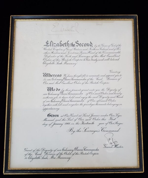 Queen Elizabeth II Hand Signed OBE Certificate Royal Document Cipher Royalty UK - Image 9