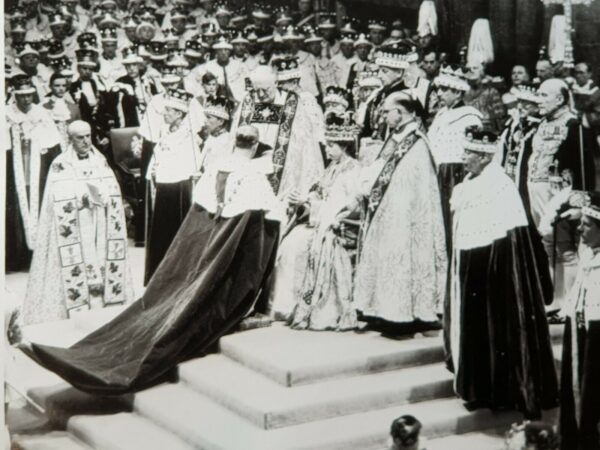 1953 Antique Official Royal Press Photograph Queen Elizabeth II Coronation ERII - Image 11