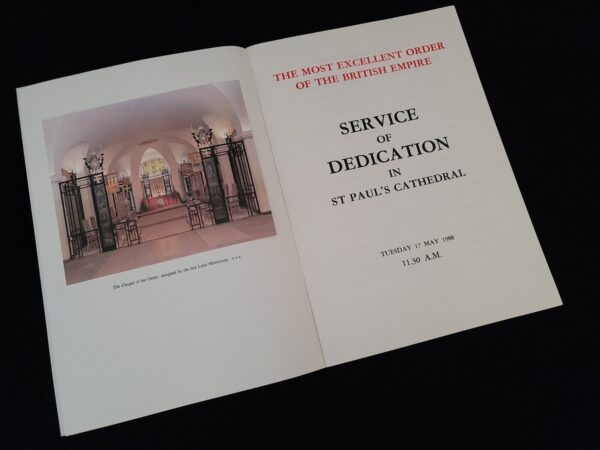 1988 Statutes Order The British Empire Booklet Elizabeth II Service Dedication - Image 9