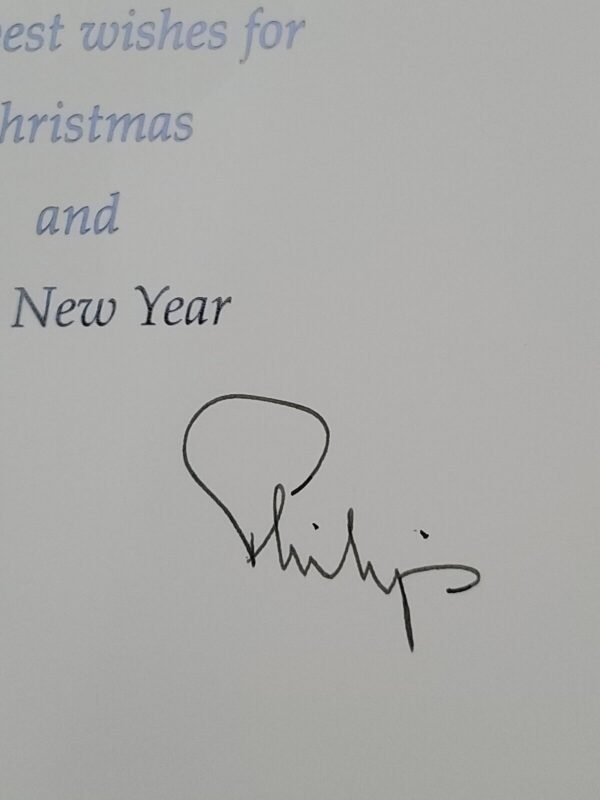 2004 Queen Elizabeth II Signed Royal Christmas Card British Royalty Autograph UK - Image 7