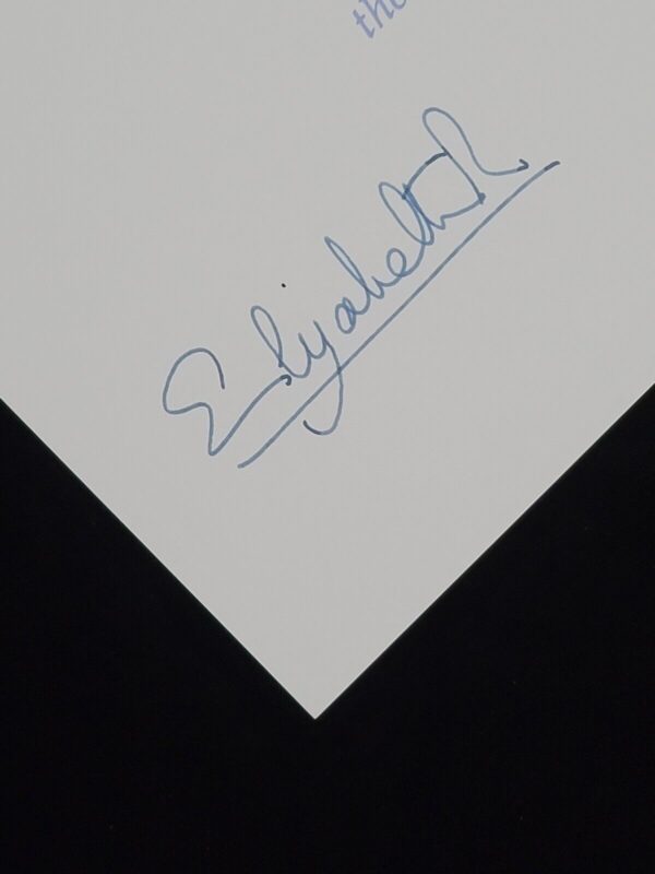 2004 Queen Elizabeth II Signed Royal Christmas Card British Royalty Autograph UK - Image 19