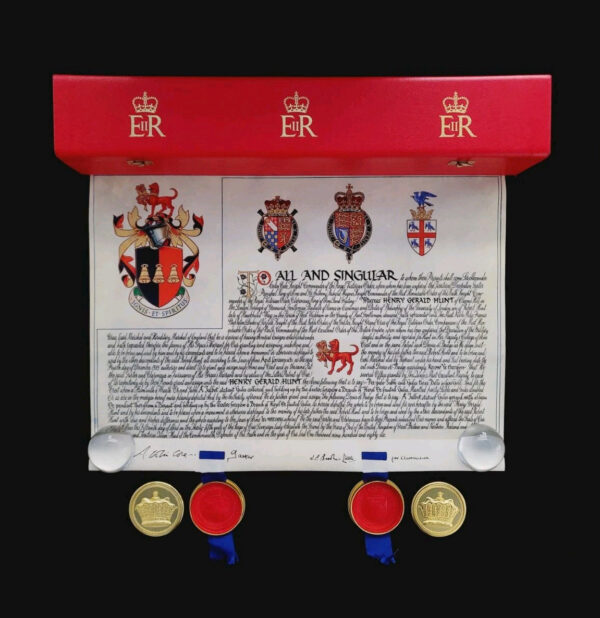 Queen Elizabeth II Royal Despatch Box Grant of Arms Royalty Document HUNT Family - Image 11