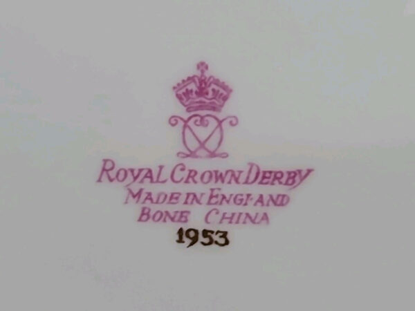 1953 Royal Crown Derby Armorial Queen Elizabeth ERII Cipher Grocers Coat of Arms - Image 14